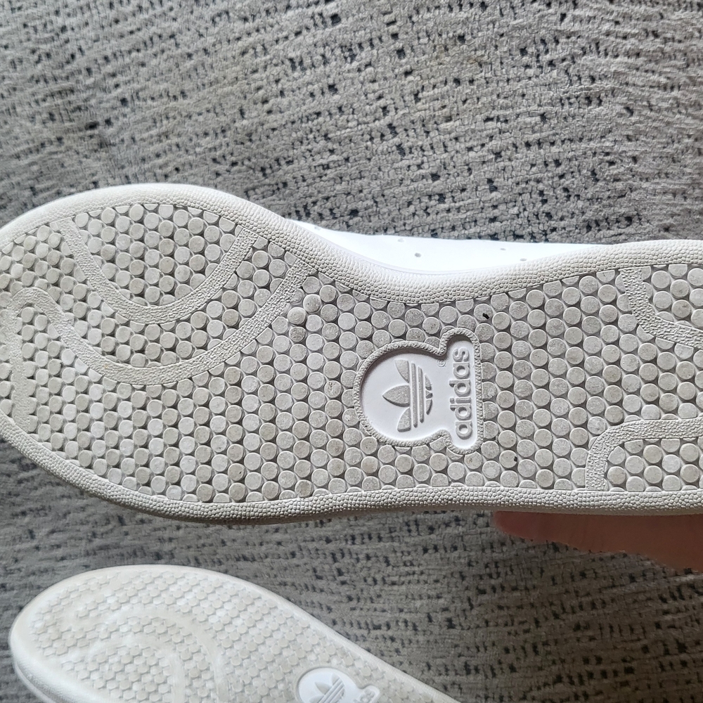 Adidas Women's White Sneakers with Yellow and Green Accents - Picture 6 of 7
